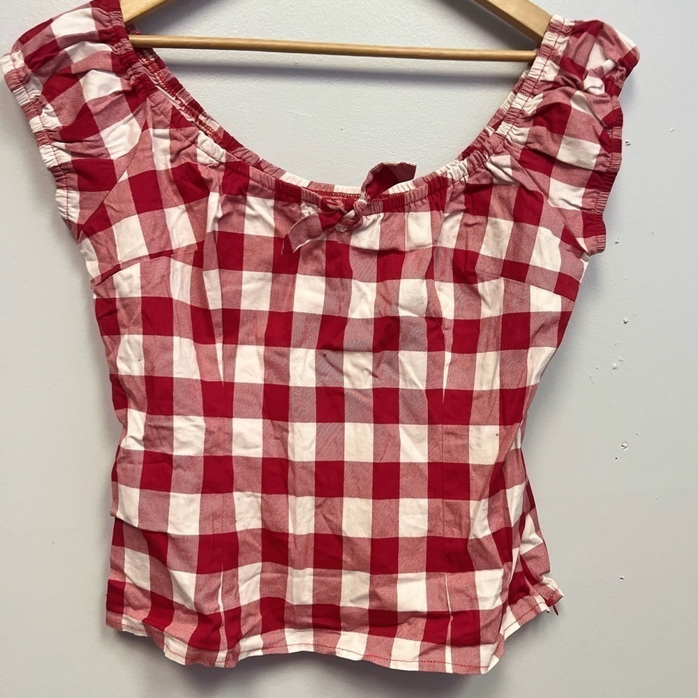 0224-28 Red Gingham Top